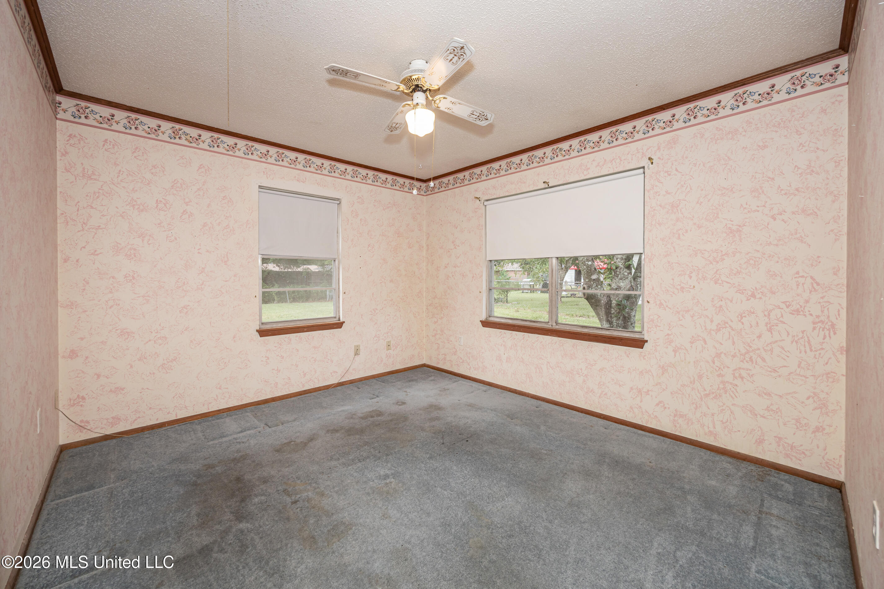 110 Elliott Place Property Photo 18