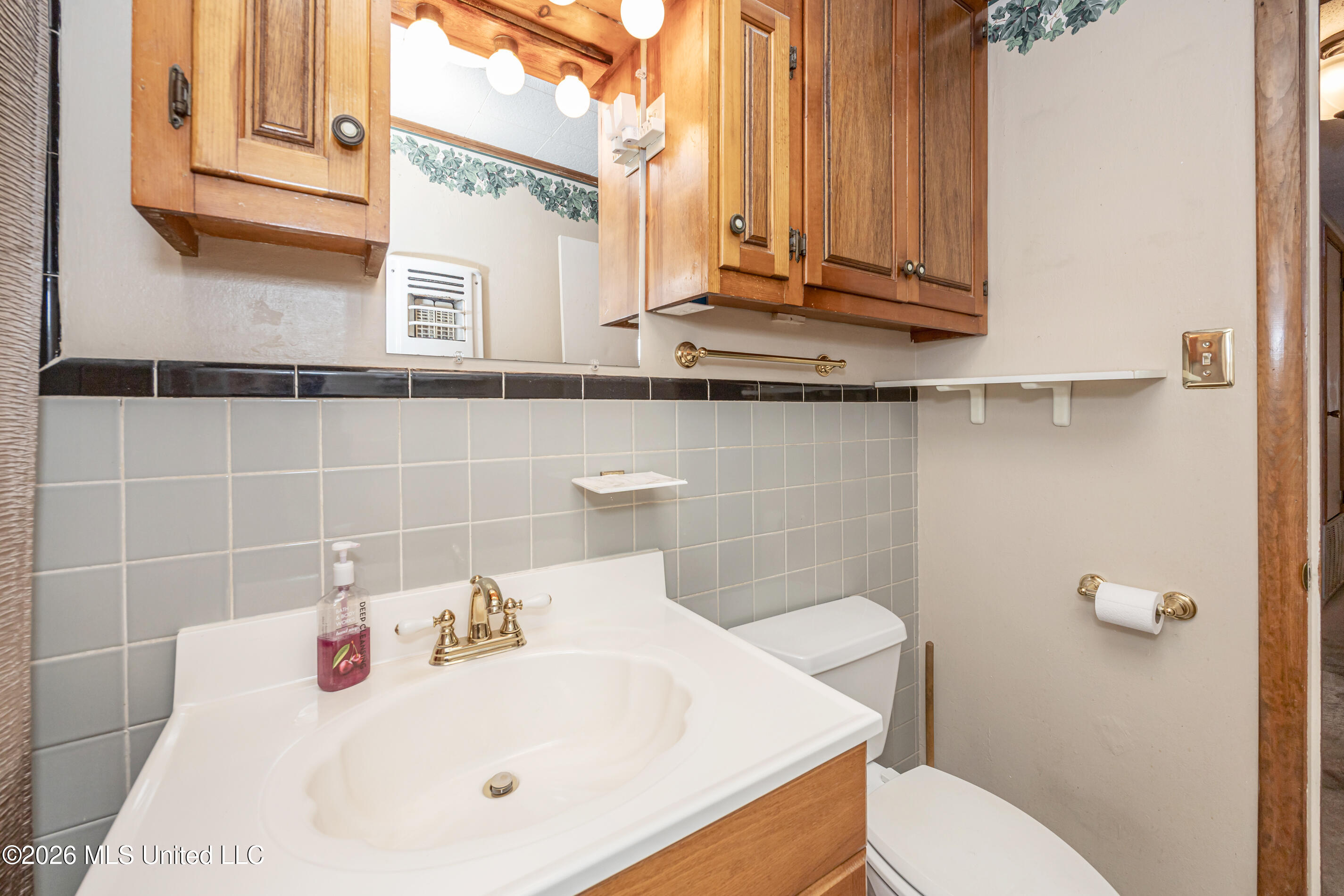 110 Elliott Place Property Photo 22
