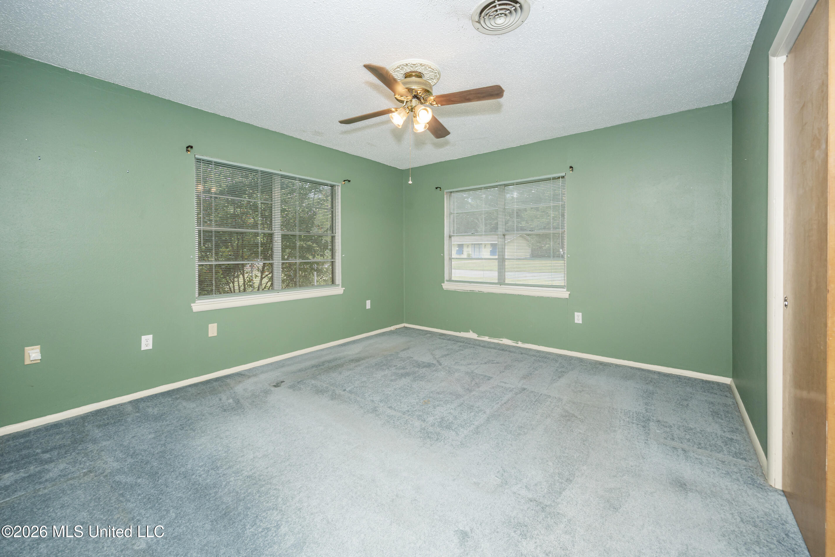 110 Elliott Place Property Photo 23