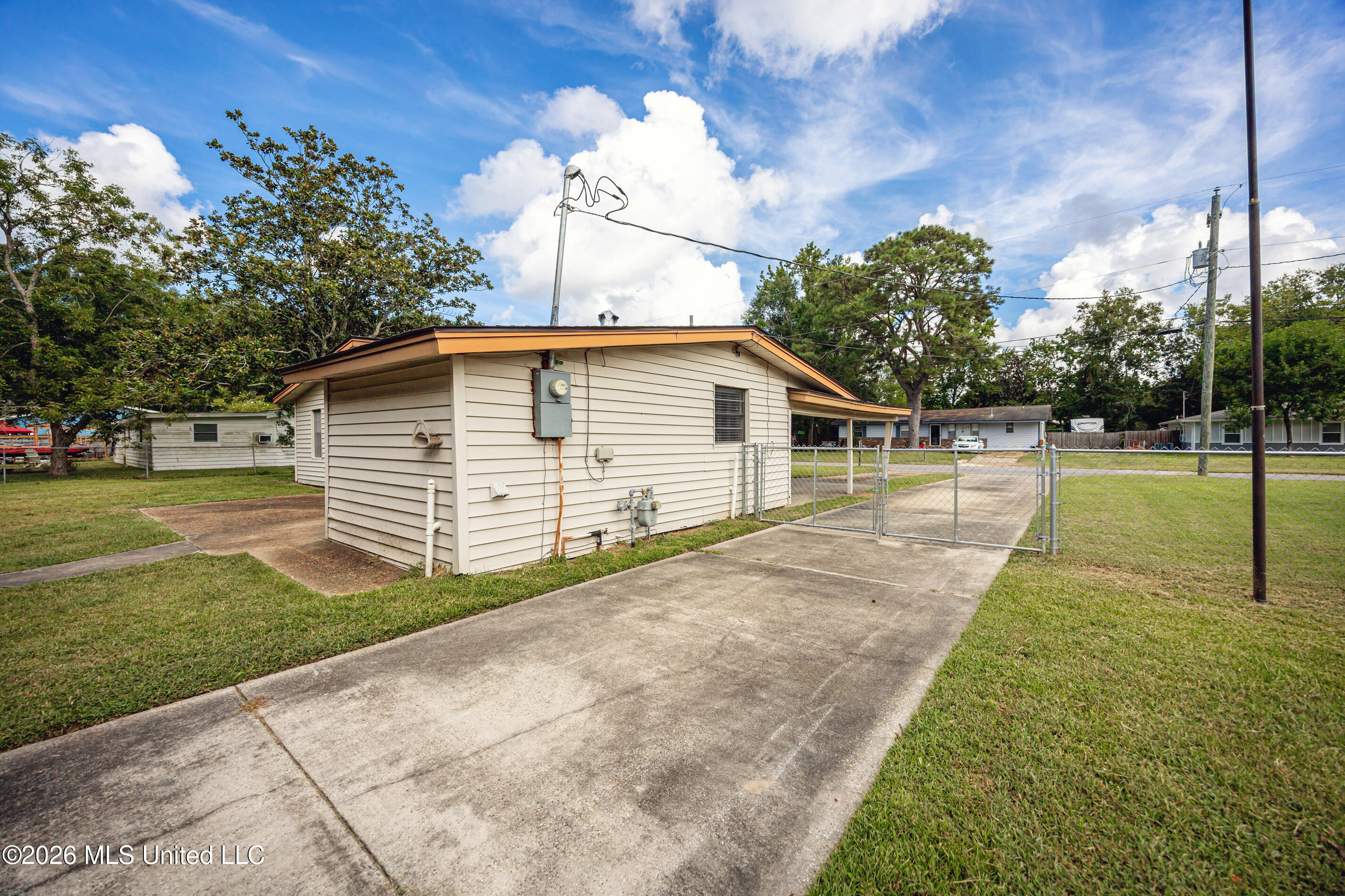110 Elliott Place Property Photo 48