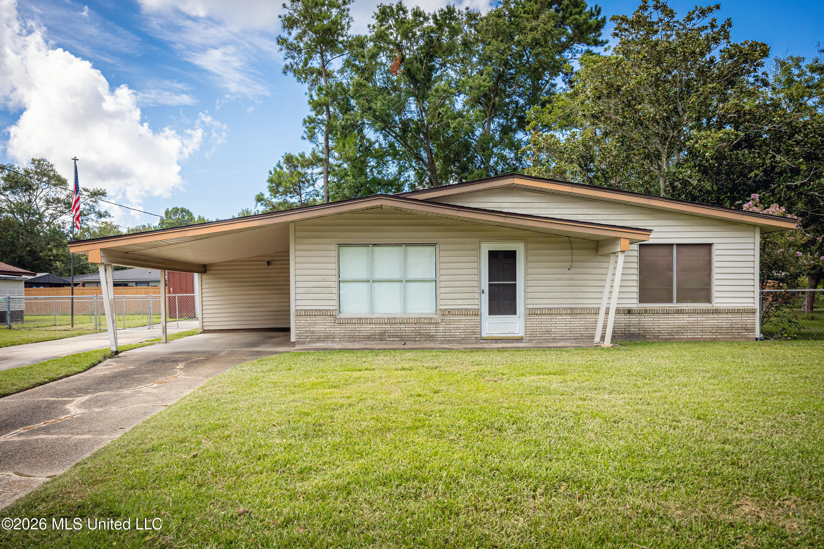110 Elliott Place Property Photo 58