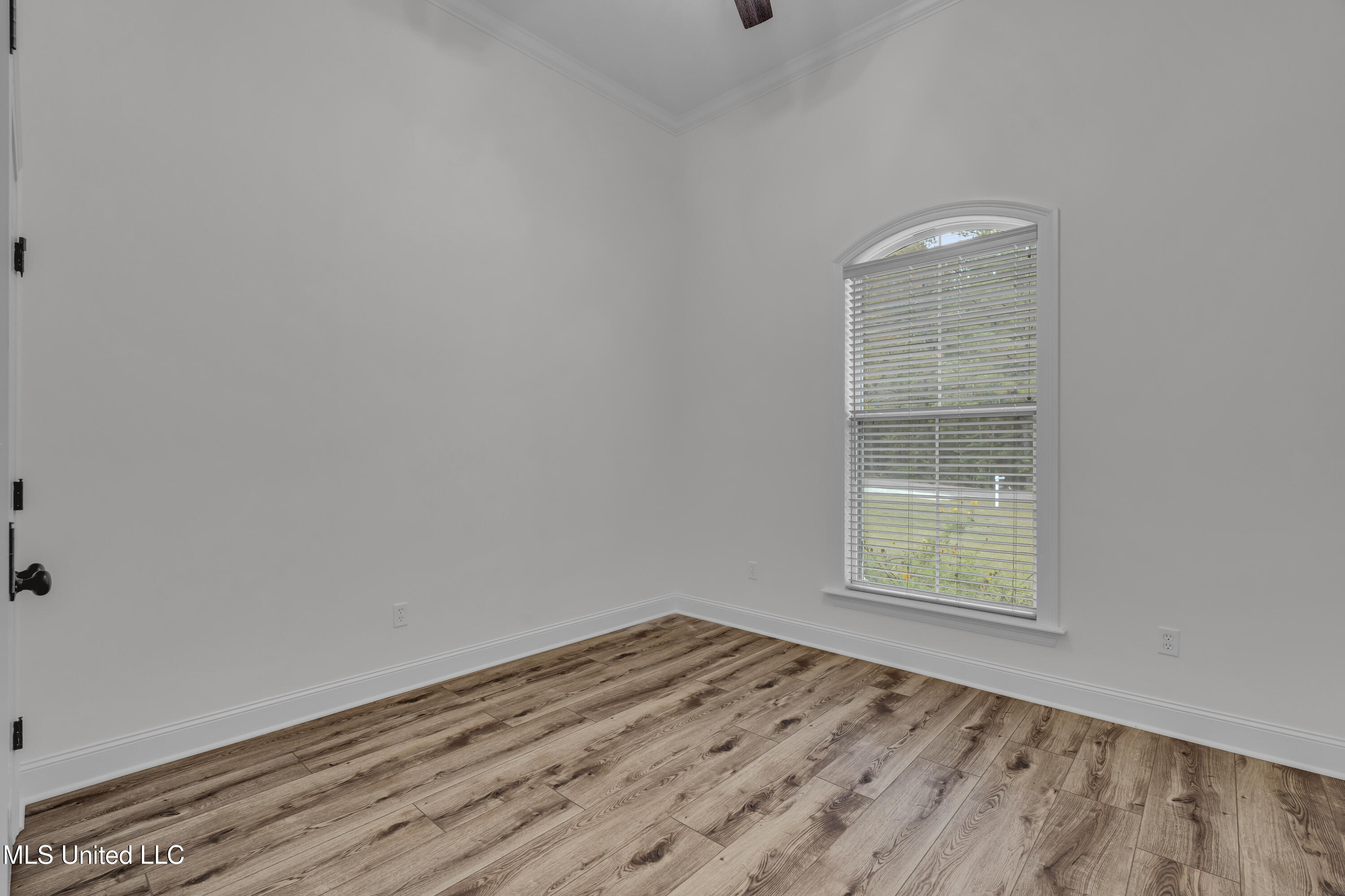 5534 W 4th Street Property Photo 19