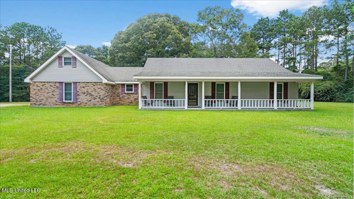 7585 Mississippi 35 Property Photo 1