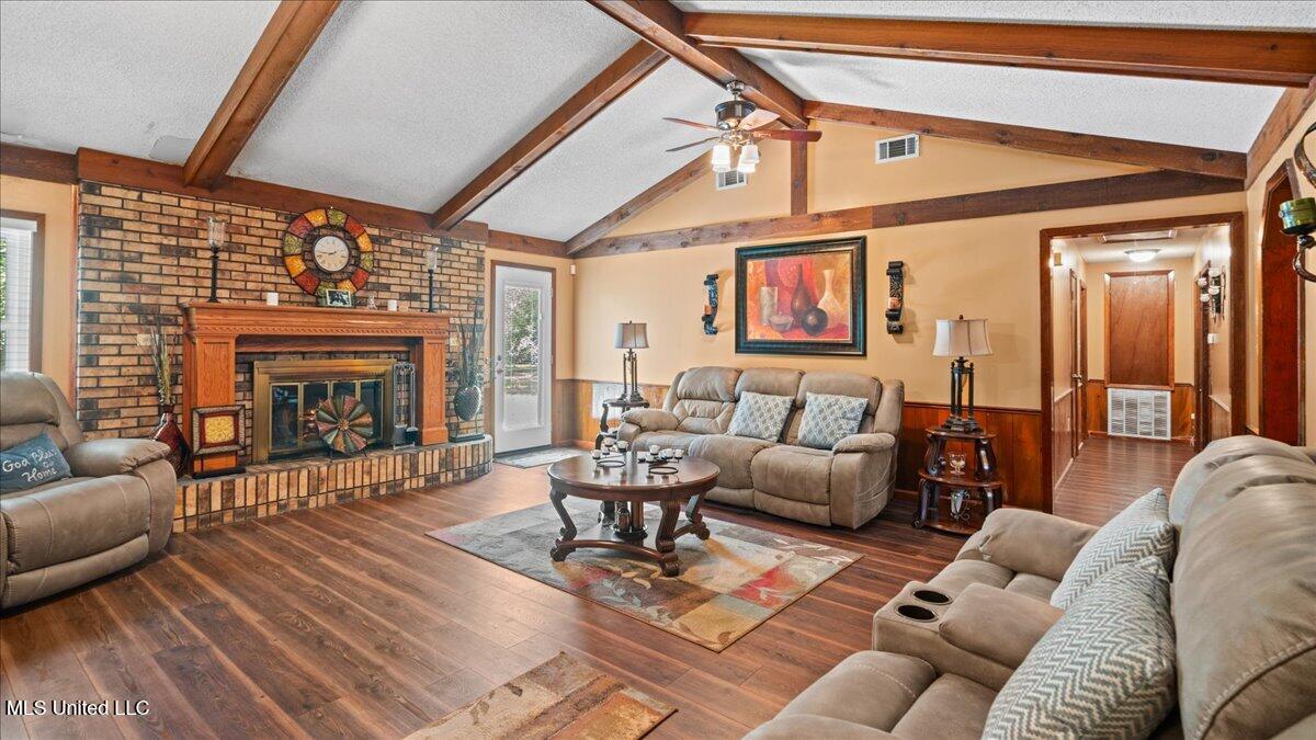 7585 Mississippi 35 Property Photo 3