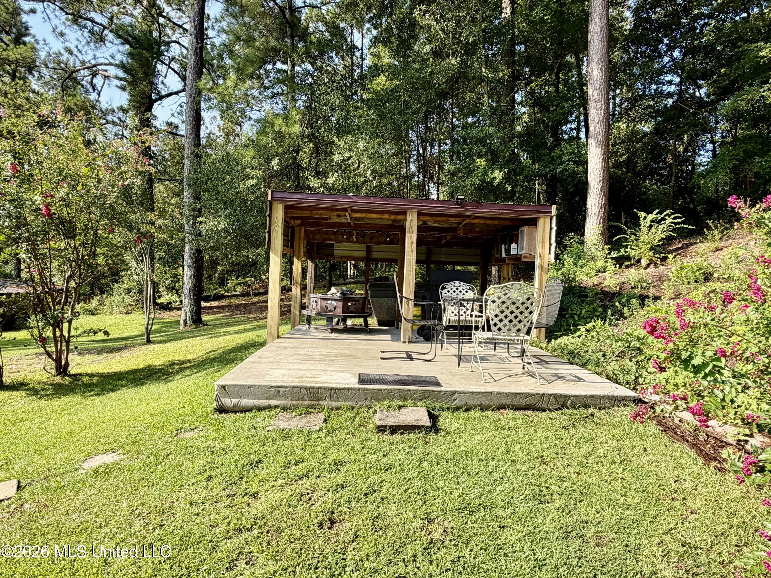 5267 Tank Road Property Photo 19