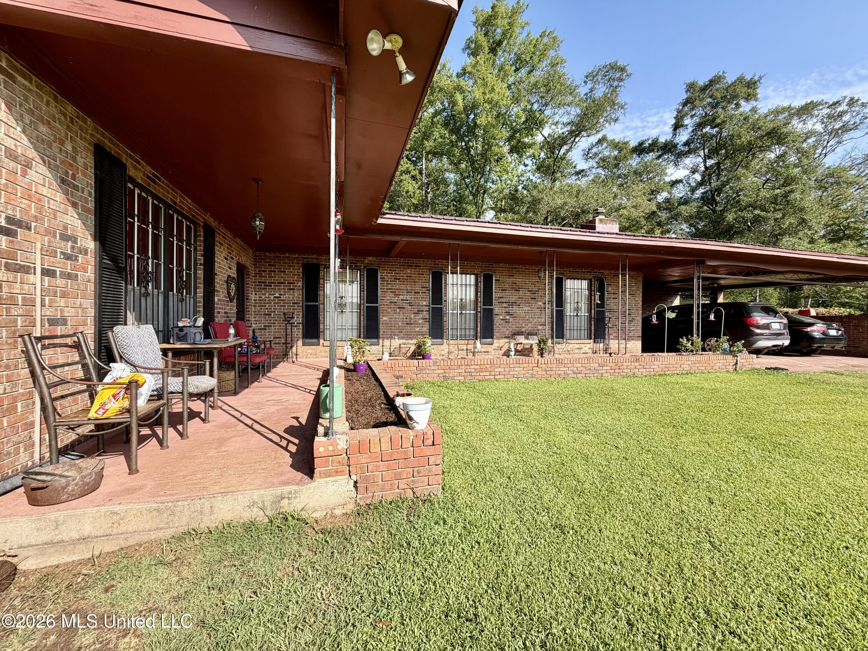 5267 Tank Road Property Photo 24