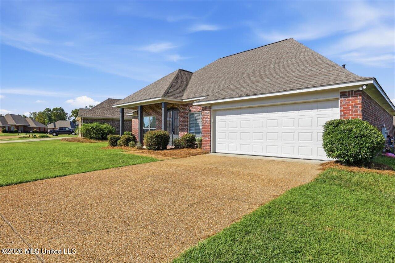 116 Northwind Drive Property Photo 2