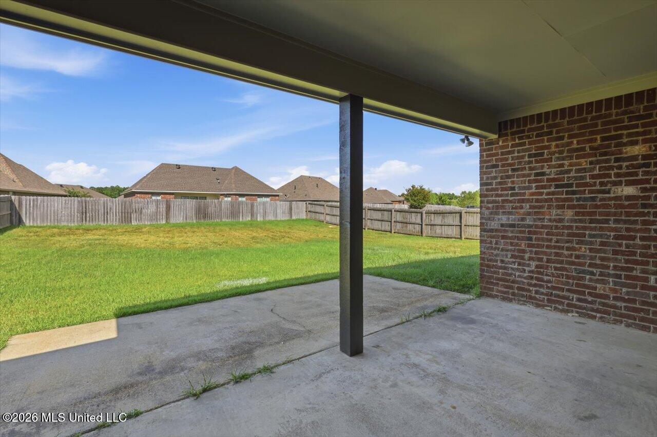 116 Northwind Drive Property Photo 29