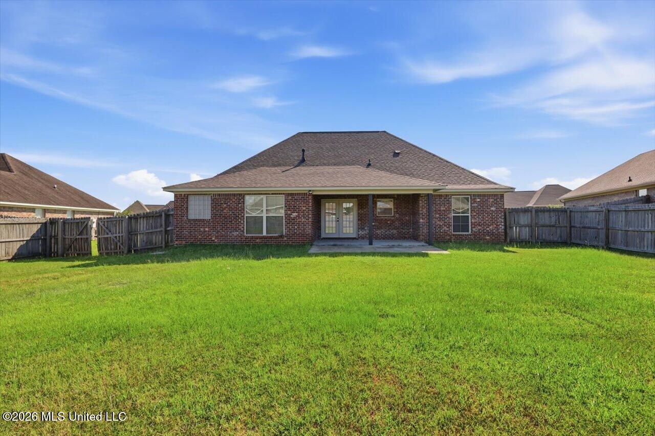 116 Northwind Drive Property Photo 31