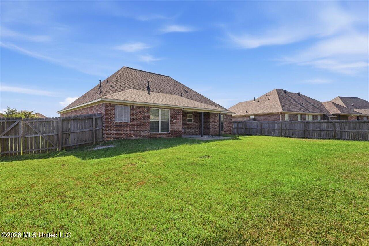116 Northwind Drive Property Photo 32