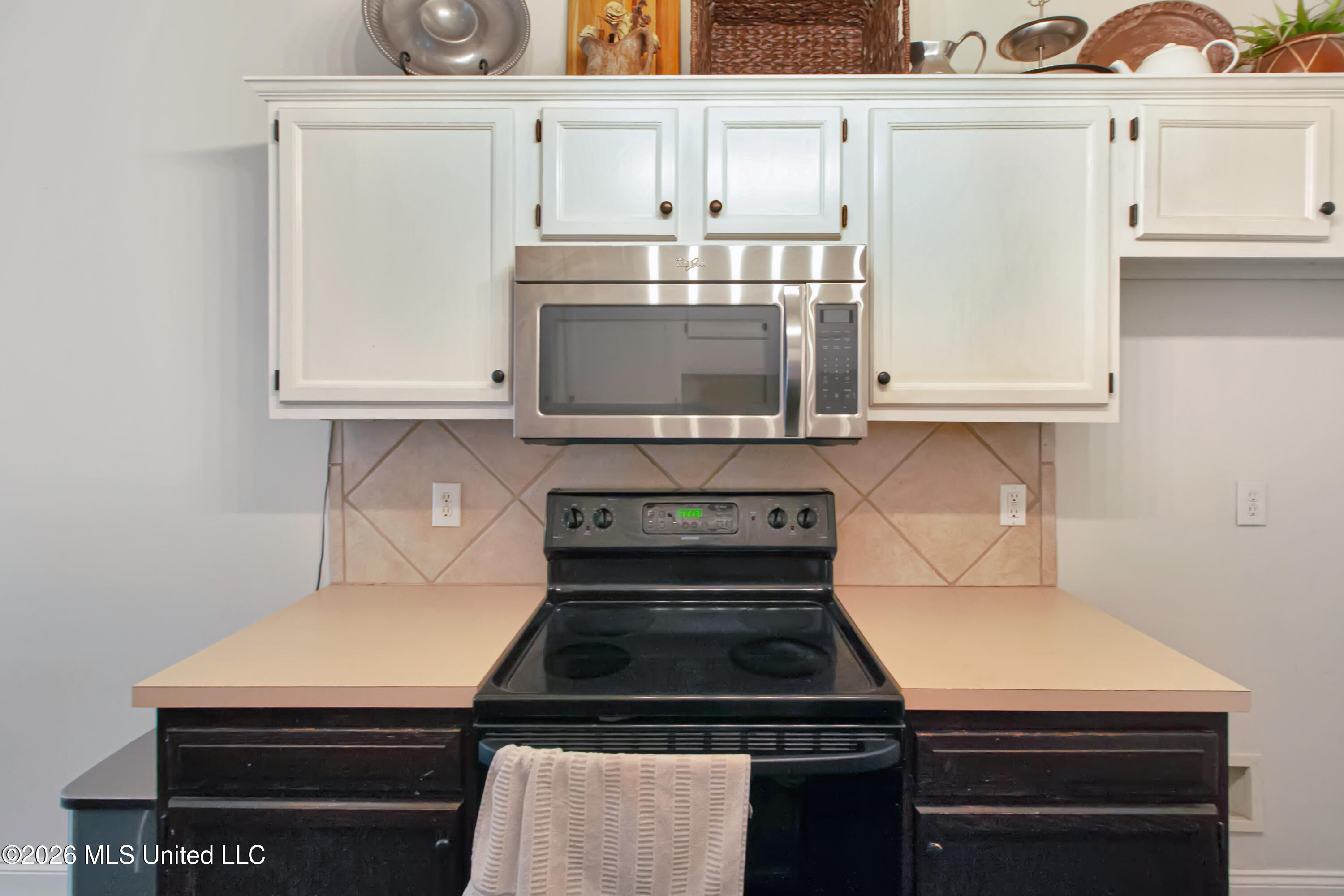 201 Edgewater Branch Drive Property Photo 11