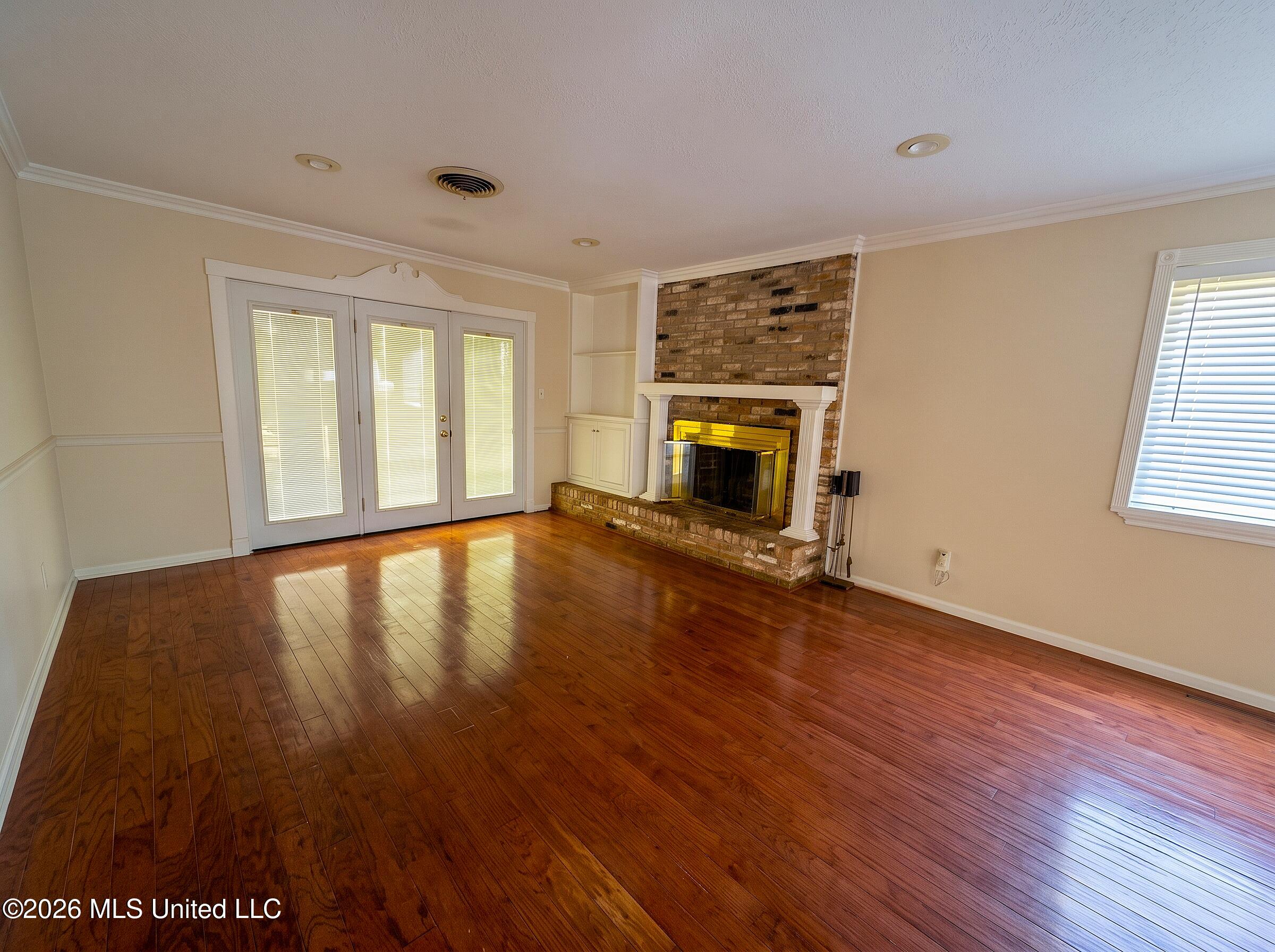 5251 Old Canton Road Property Photo 3