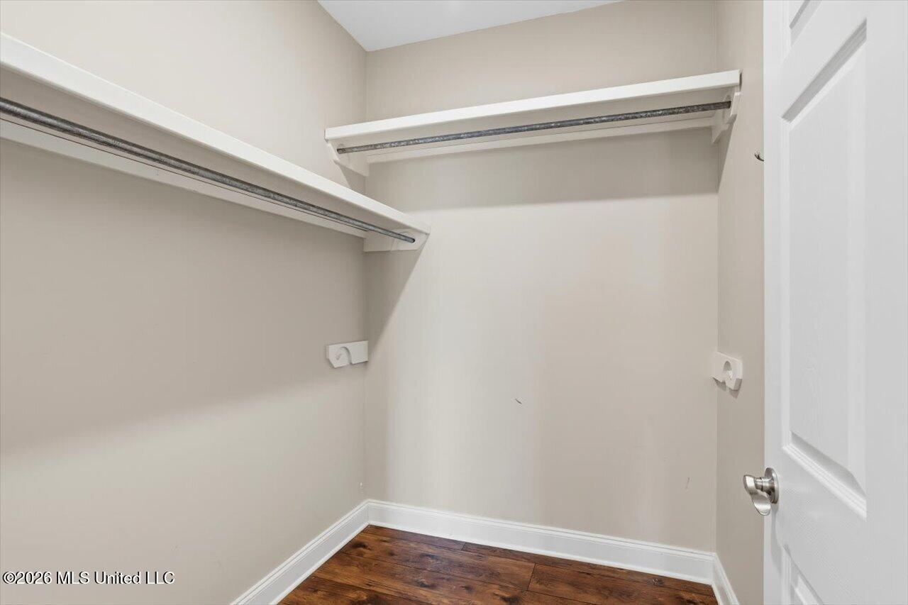 1020 Sweetwater Cove Property Photo 26