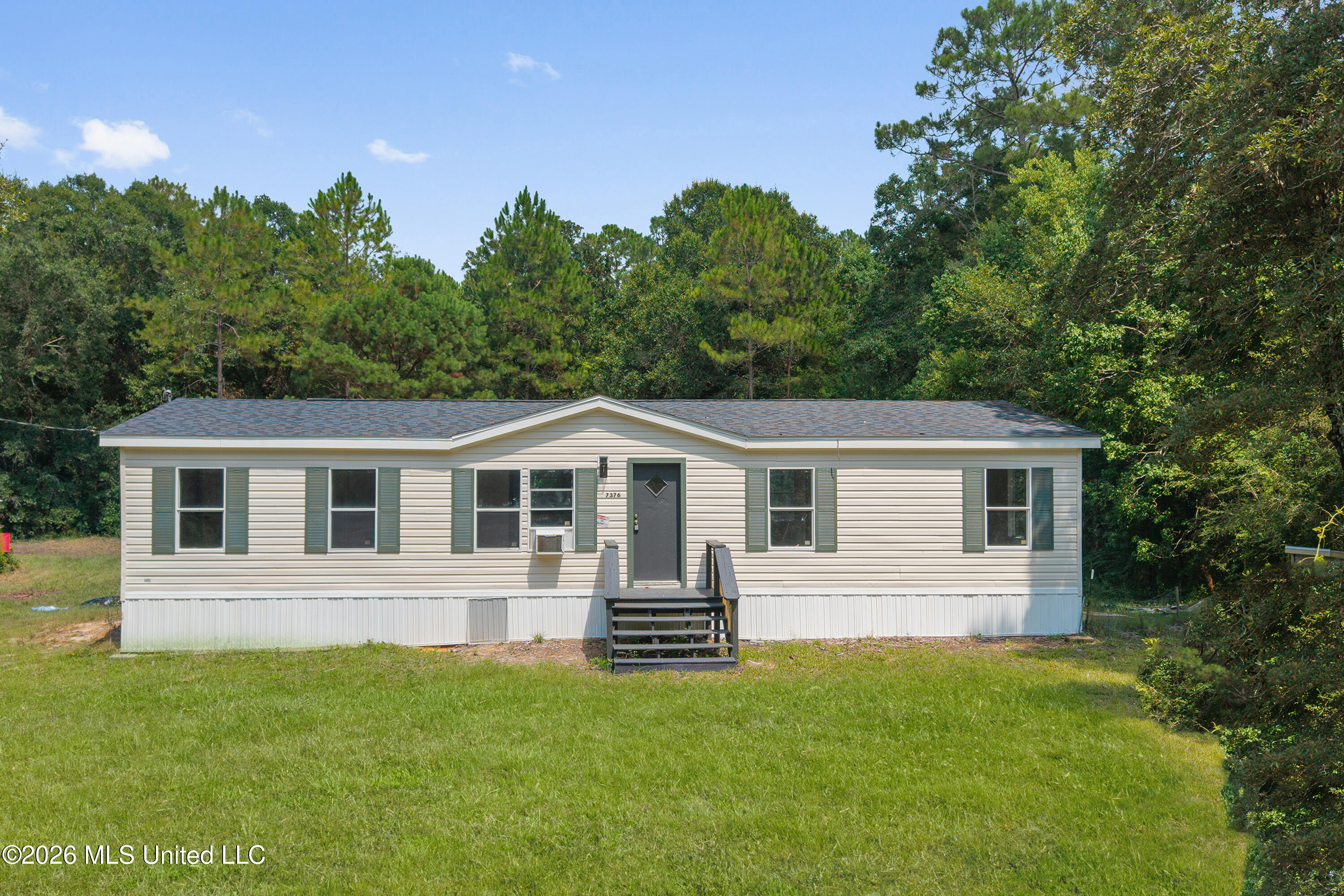 7376 Longridge Road Property Photo 1