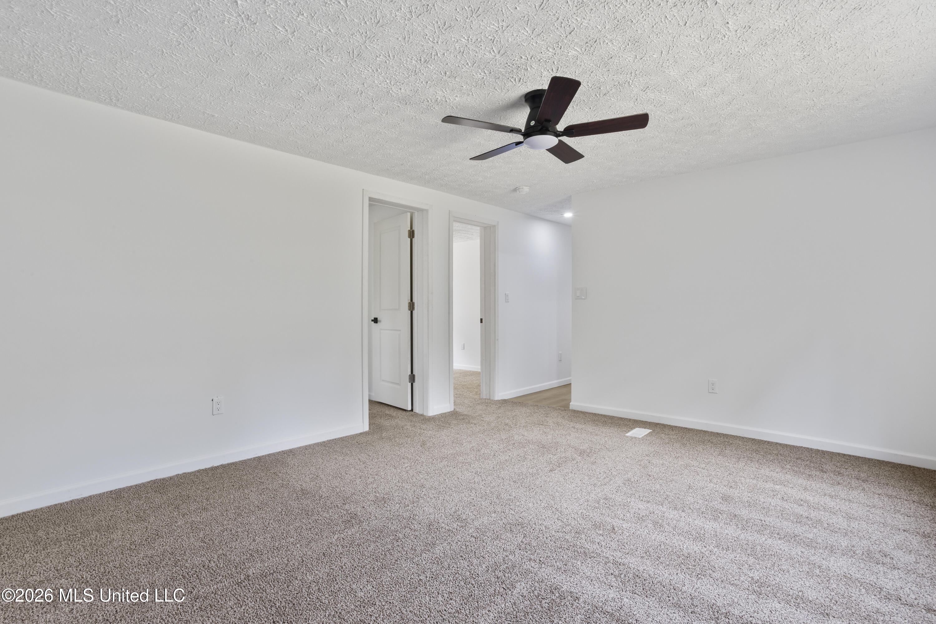 7376 Longridge Road Property Photo 19
