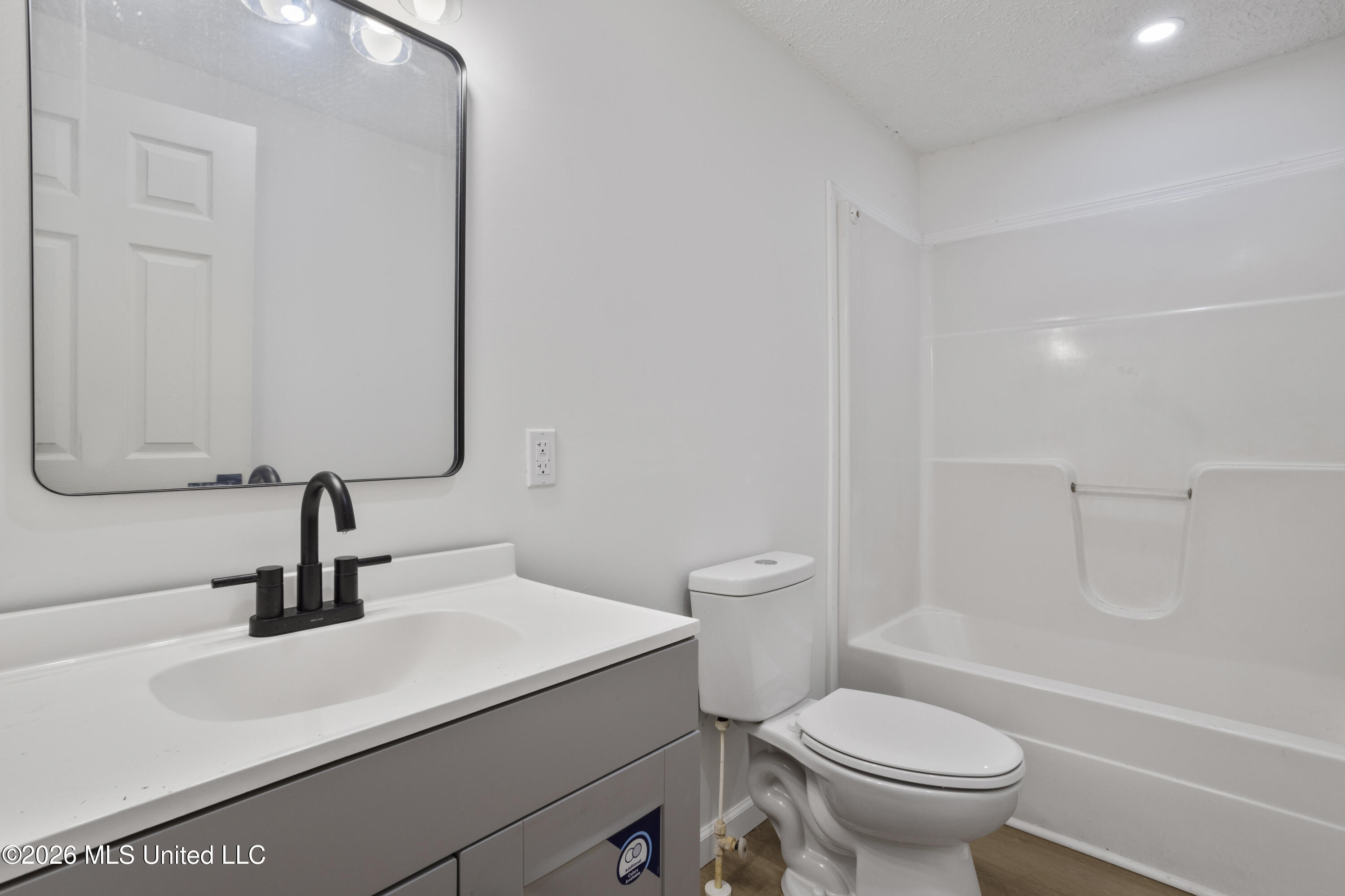 7376 Longridge Road Property Photo 22