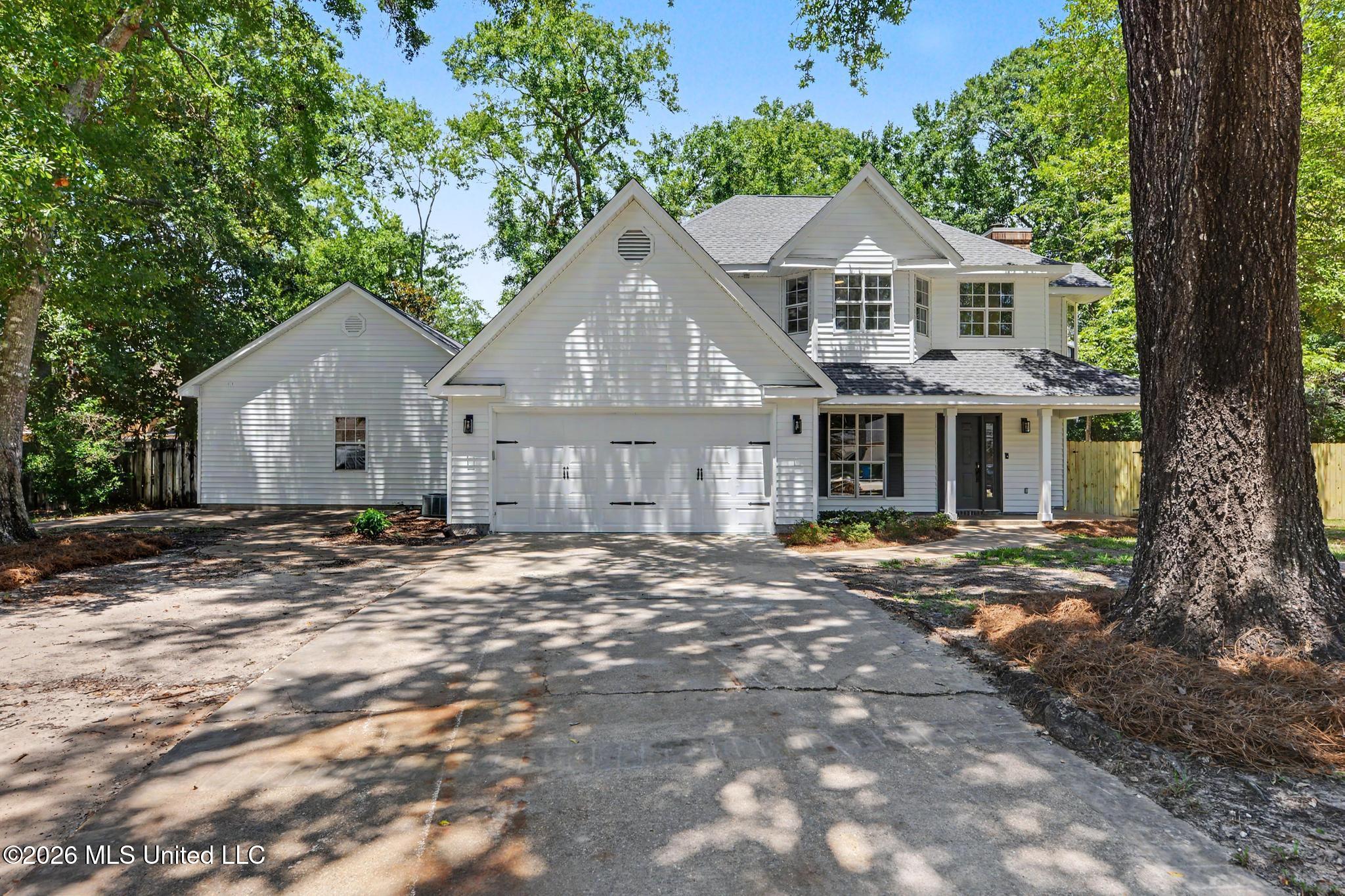 3611 Hedgewood Cove Property Photo 1
