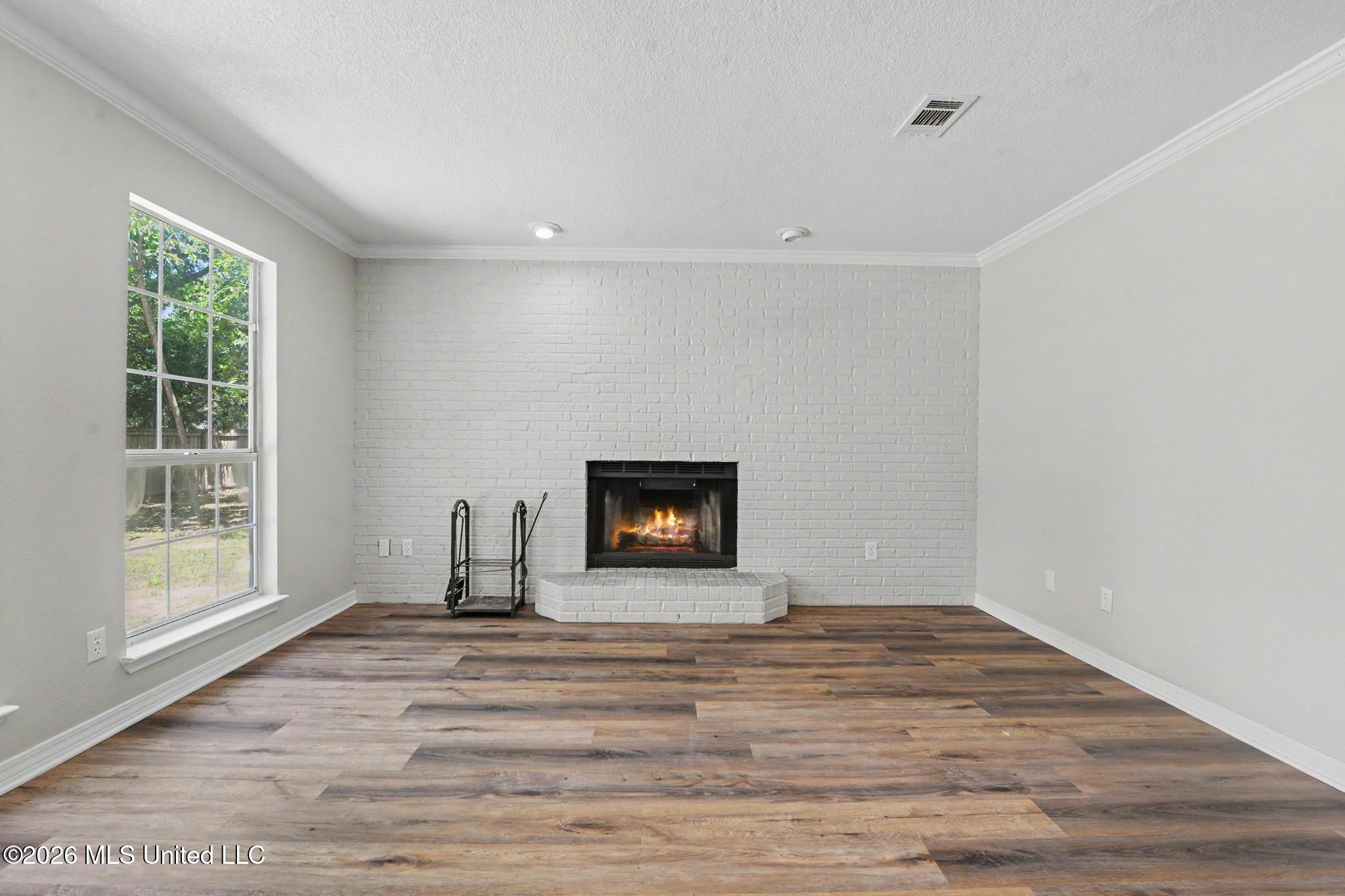 3611 Hedgewood Cove Property Photo 4