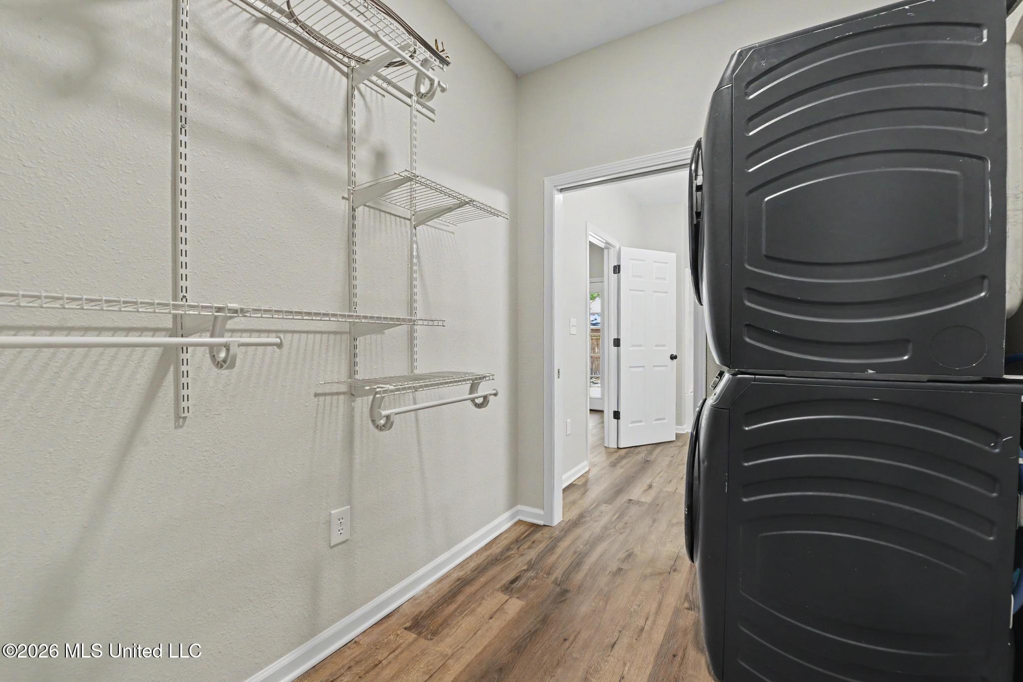 3611 Hedgewood Cove Property Photo 15