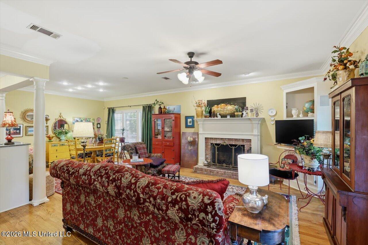 308 Autumn Crest Drive Property Photo 10