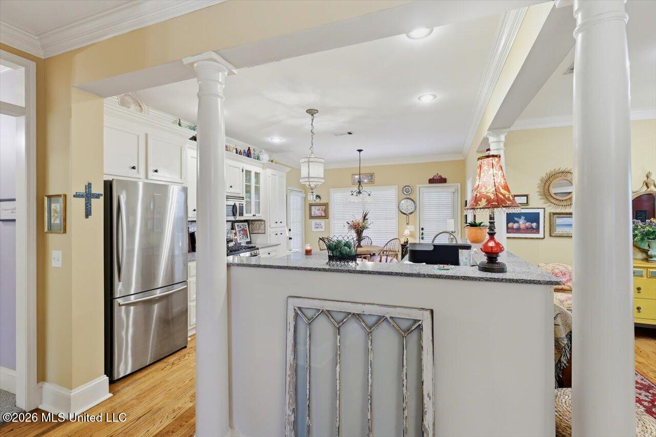 308 Autumn Crest Drive Property Photo 13