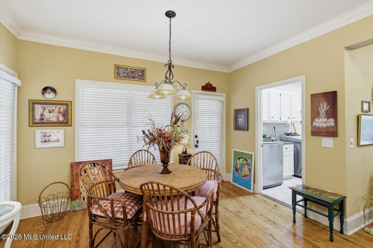 308 Autumn Crest Drive Property Photo 17