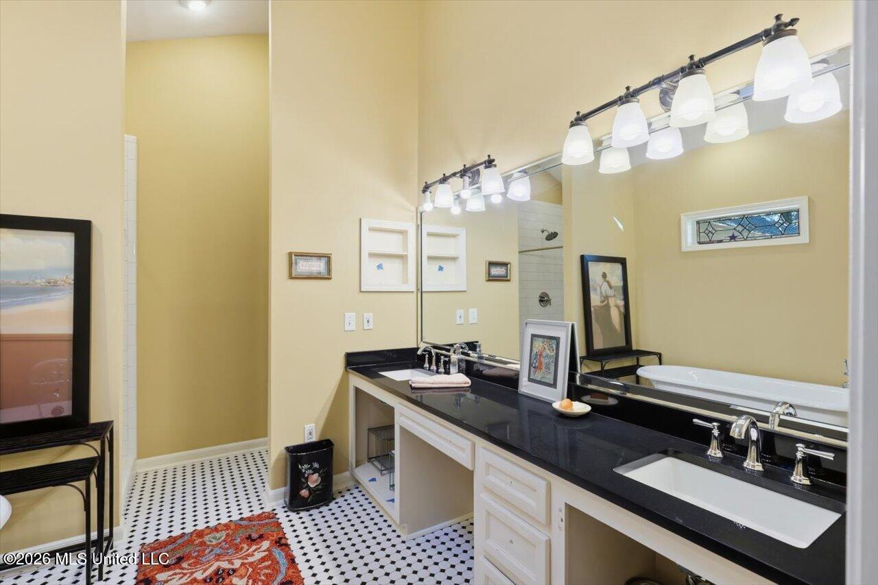 308 Autumn Crest Drive Property Photo 25