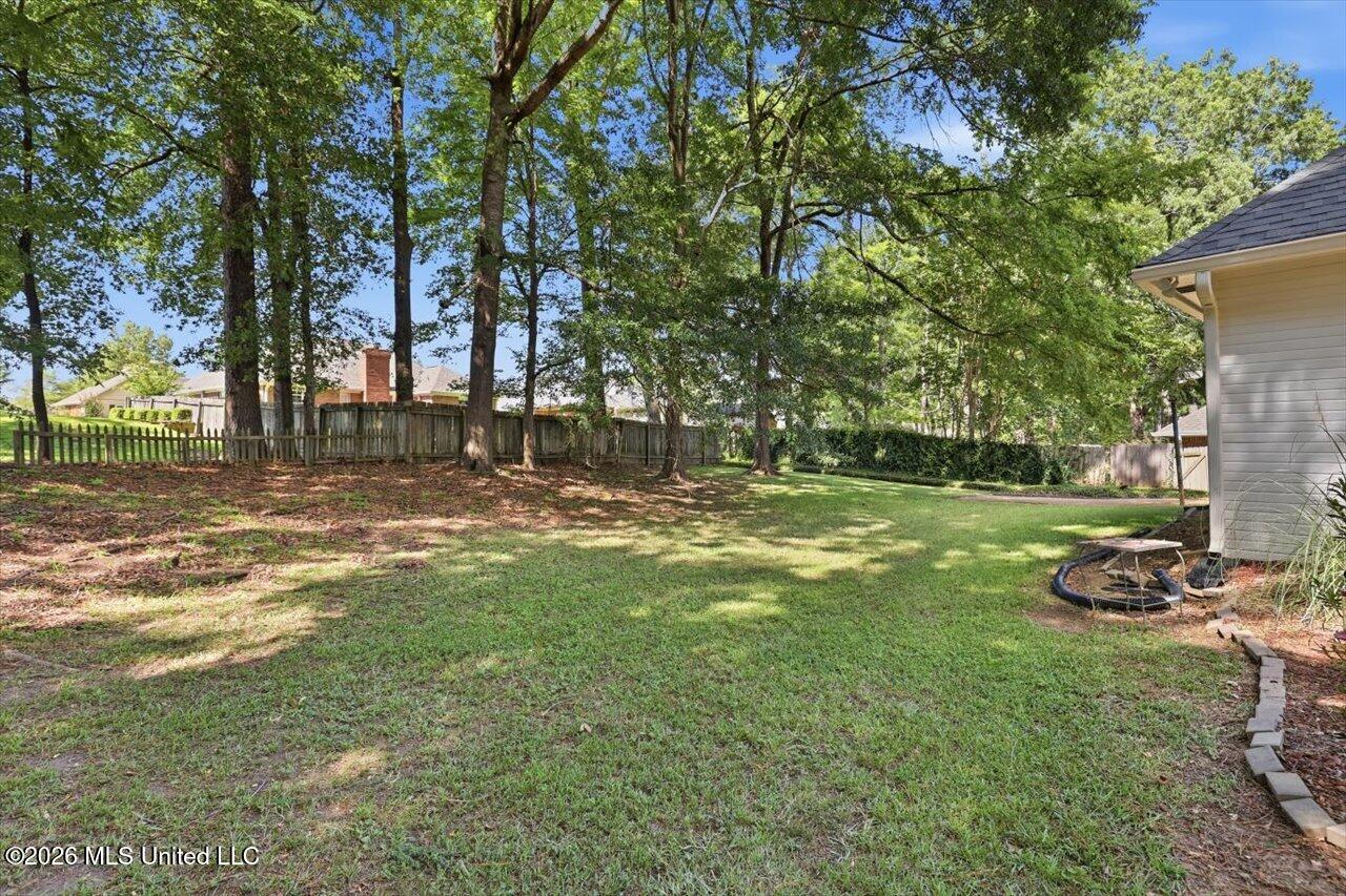 308 Autumn Crest Drive Property Photo 32
