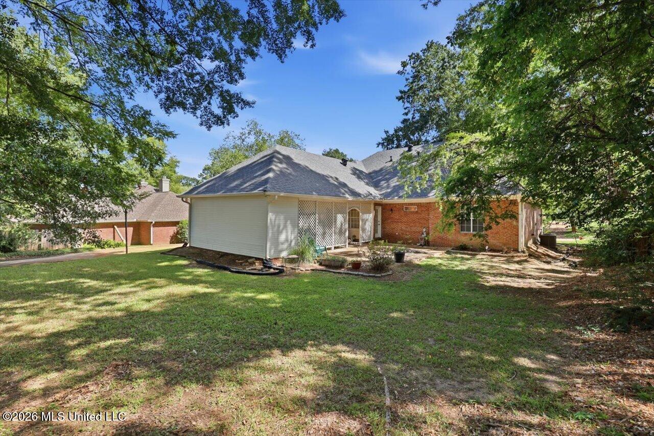 308 Autumn Crest Drive Property Photo 33