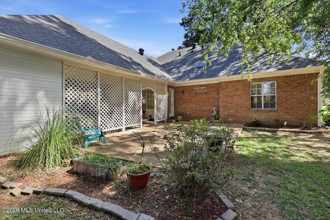 308 Autumn Crest Drive Property Photo 34