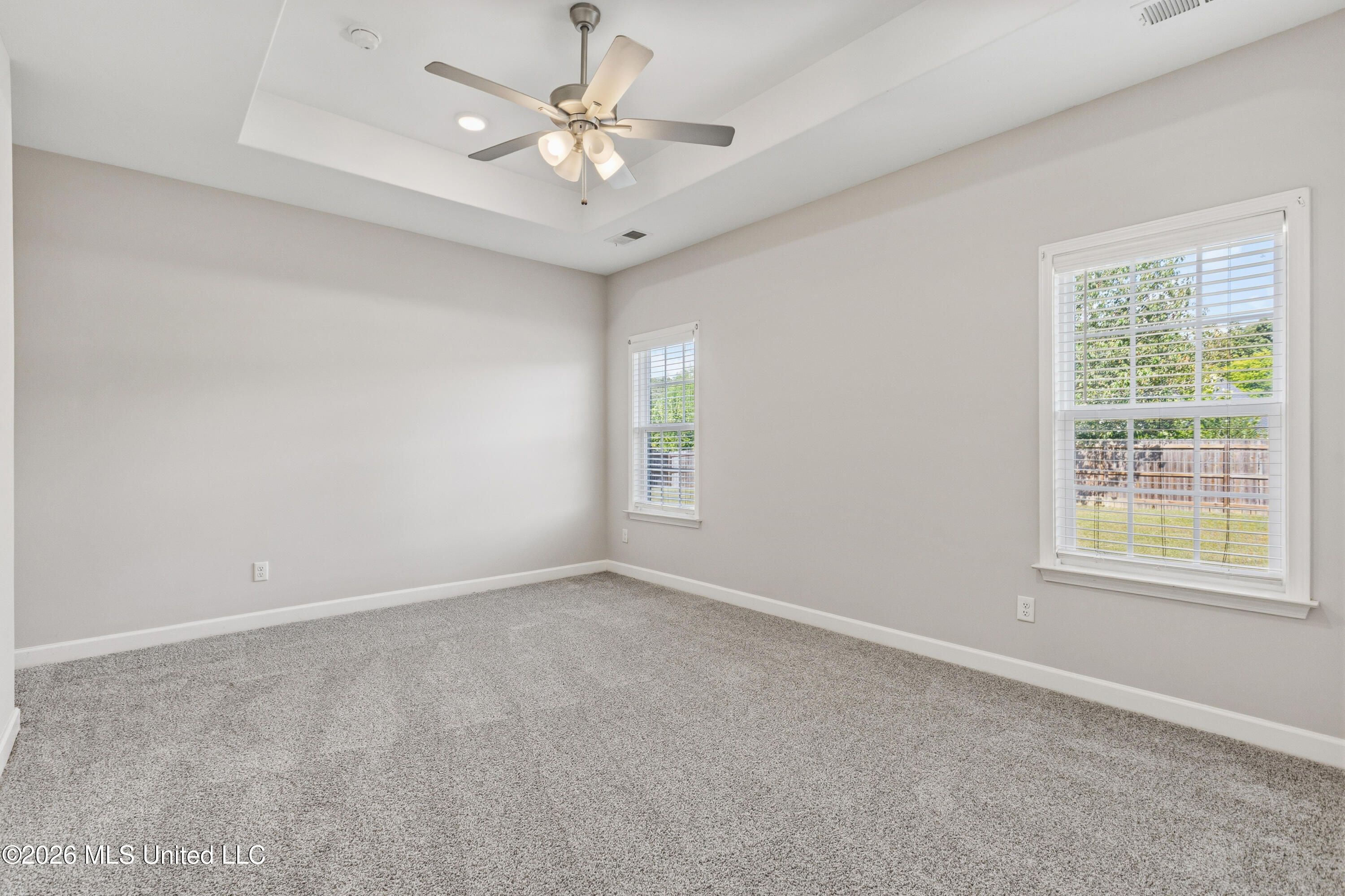 5766 Matthew Drive Property Photo 14