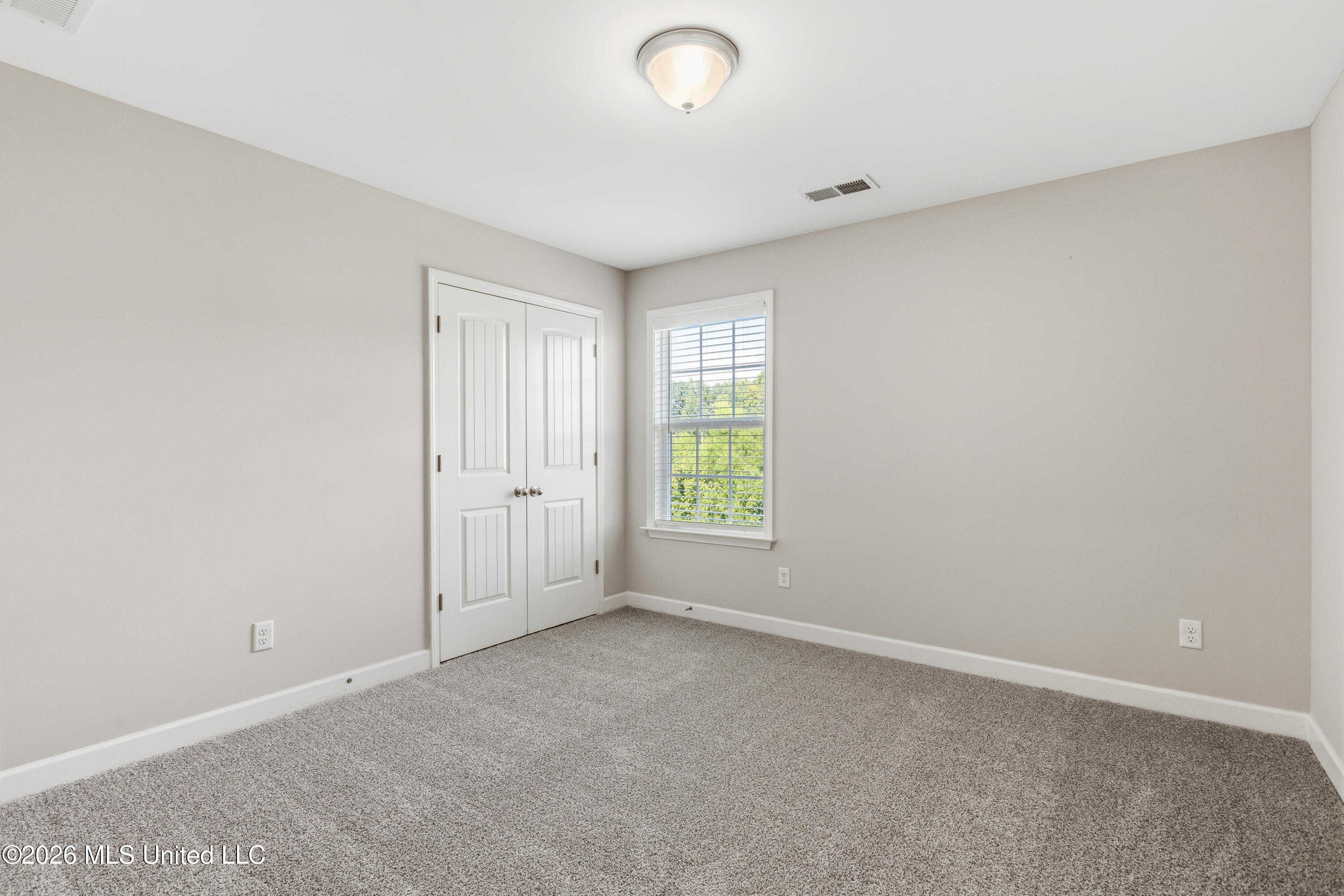 5766 Matthew Drive Property Photo 18
