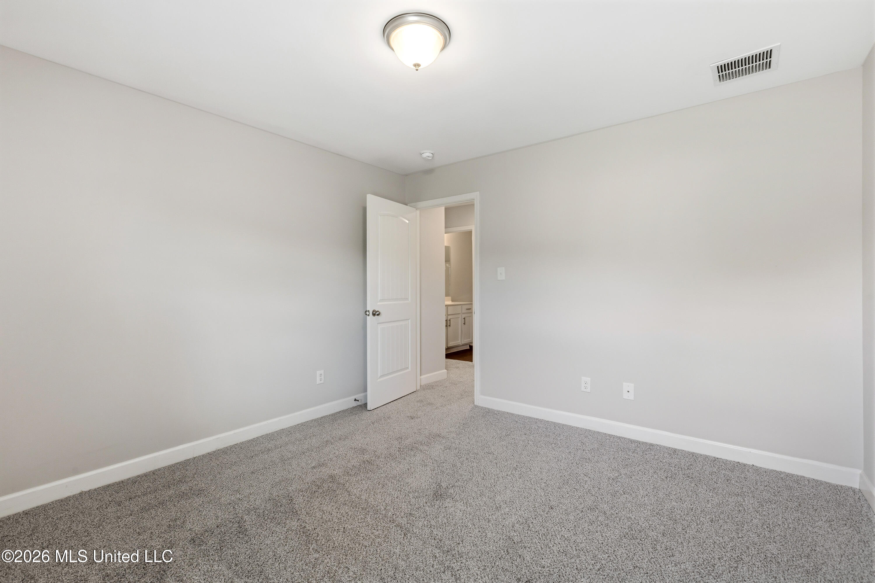 5766 Matthew Drive Property Photo 19