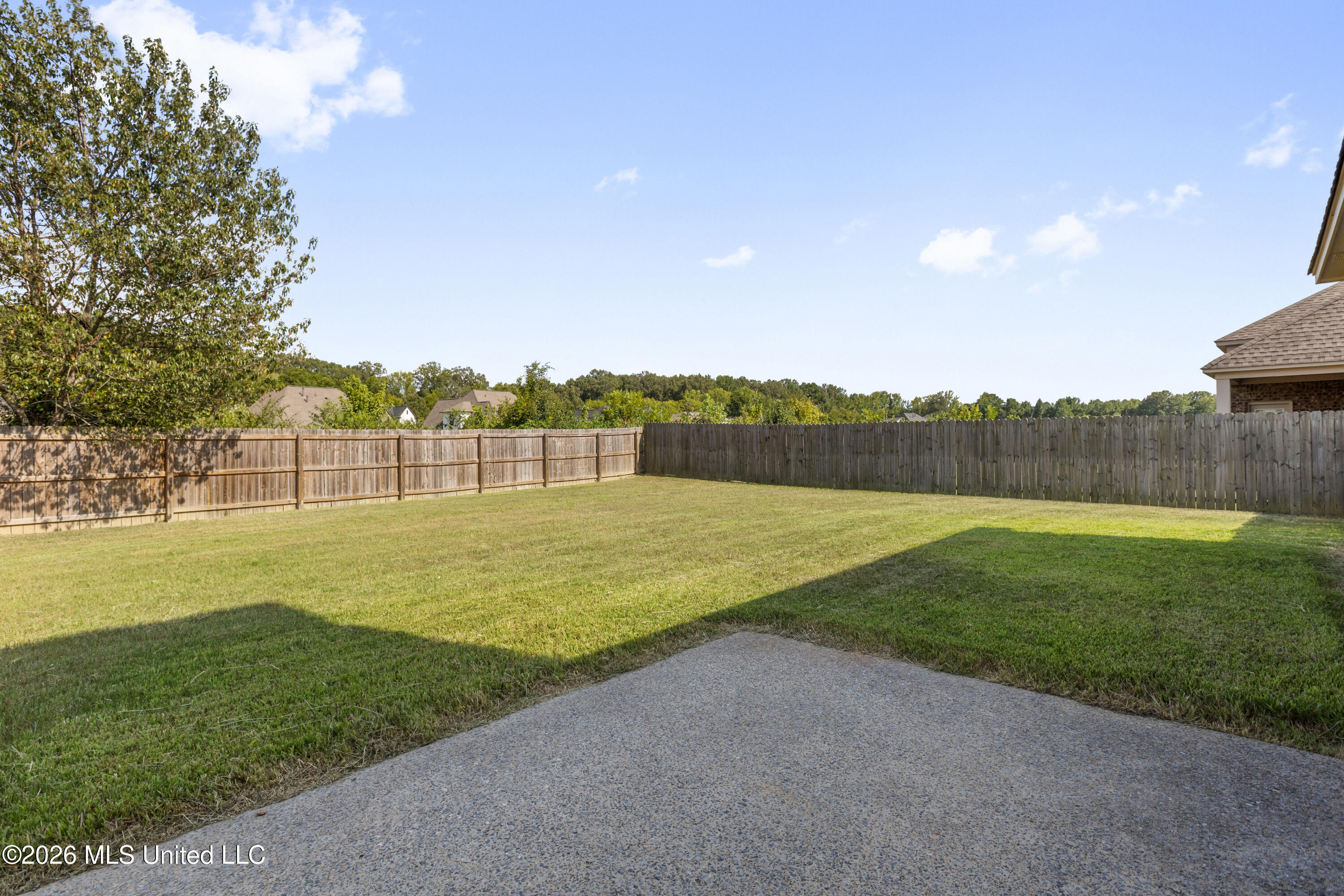 5766 Matthew Drive Property Photo 24