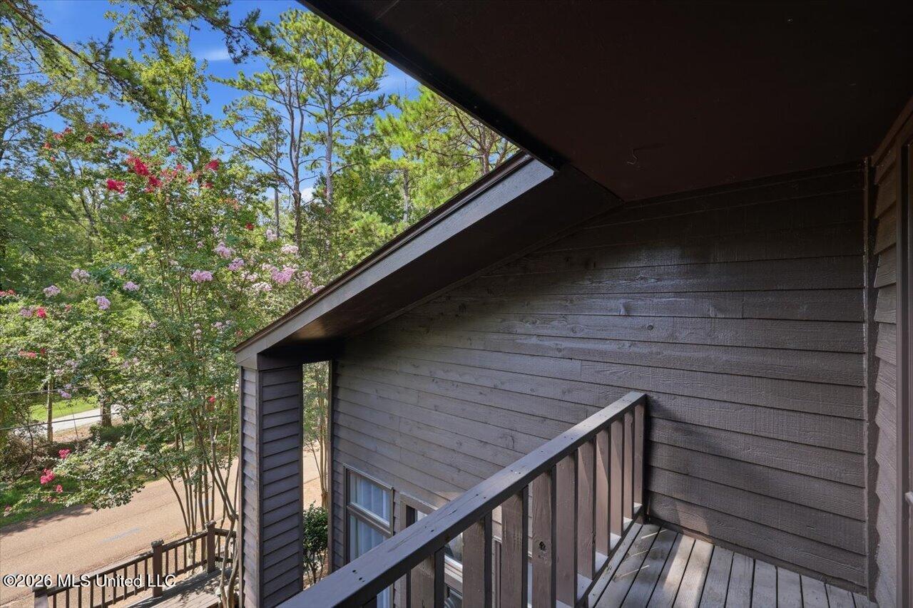 1540 Lakeside Drive Property Photo 27