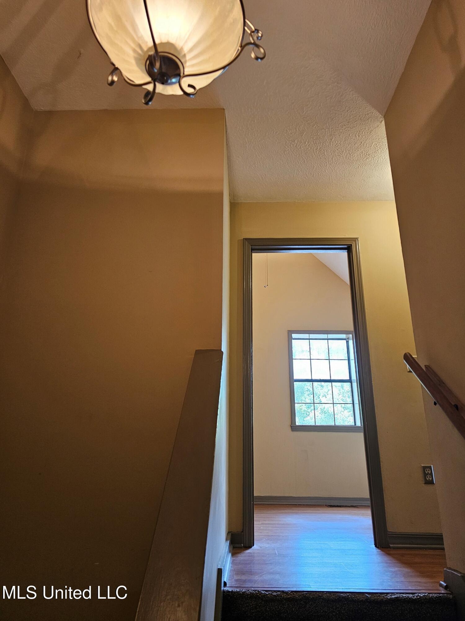 472 Brendalwood Drive Property Photo 11