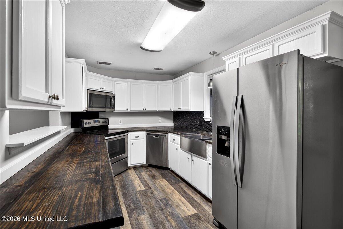 51 Piney Woods Lane Property Photo 10