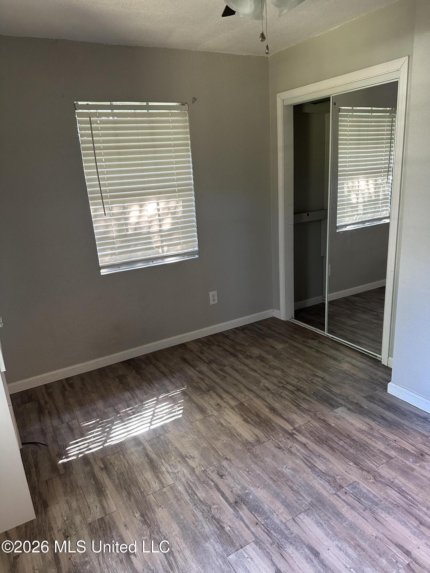 13637 Highway 613 Property Photo 5