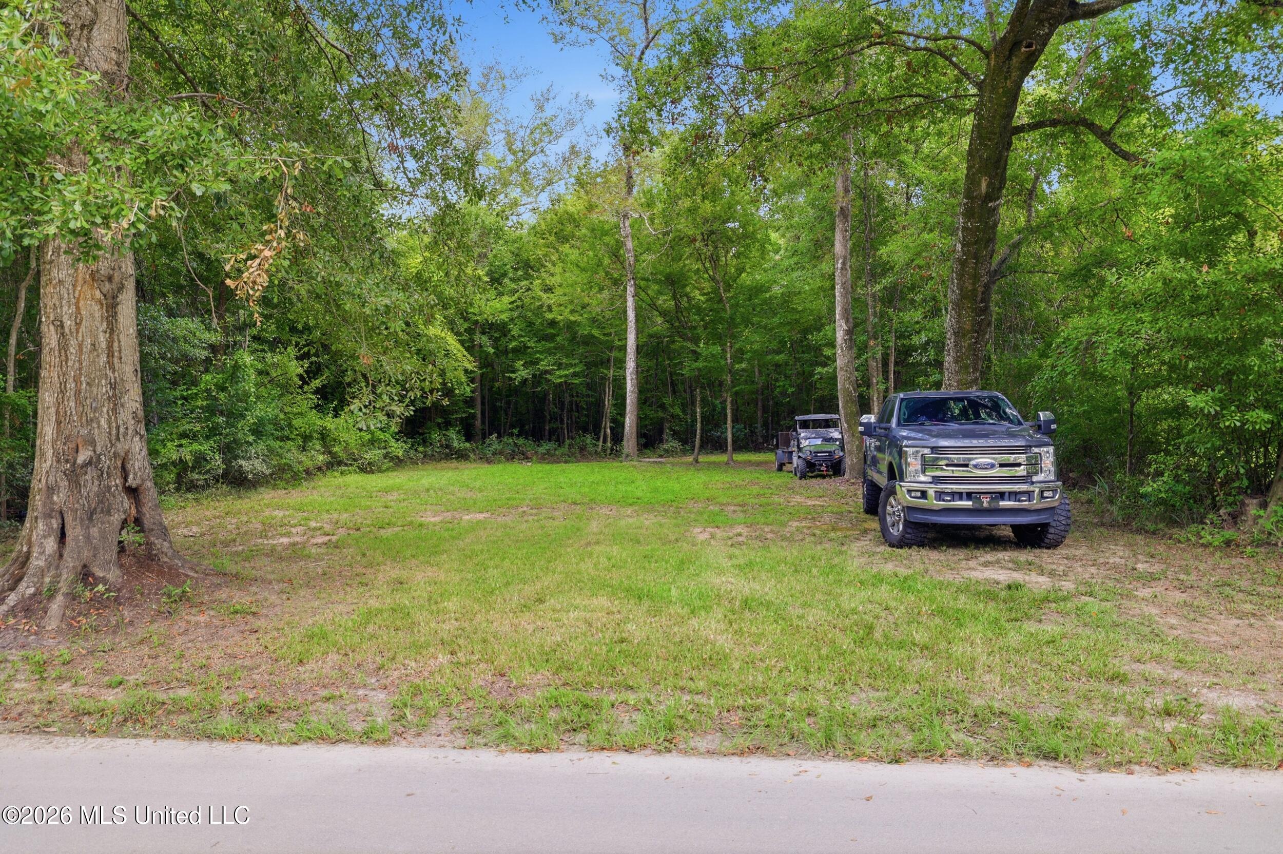 2033 Pascagoula River Road Property Photo 6