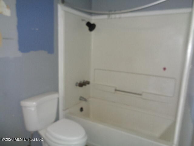 4618 Robinhood Drive Property Photo 6