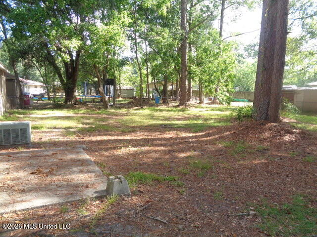 4618 Robinhood Drive Property Photo 12