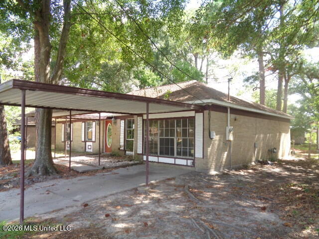 4618 Robinhood Drive Property Photo 17