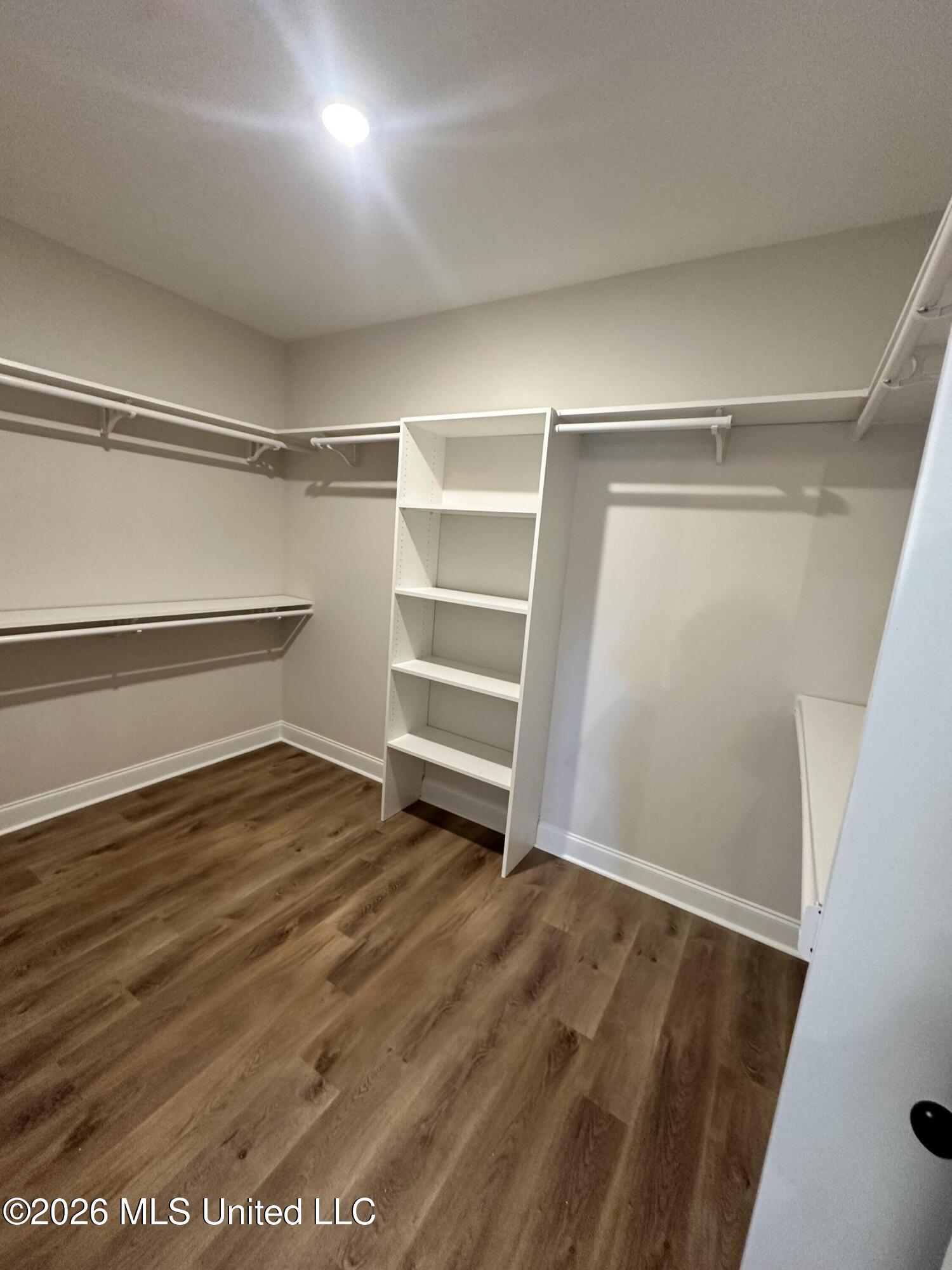 888 Hazelwood Drive Property Photo 19