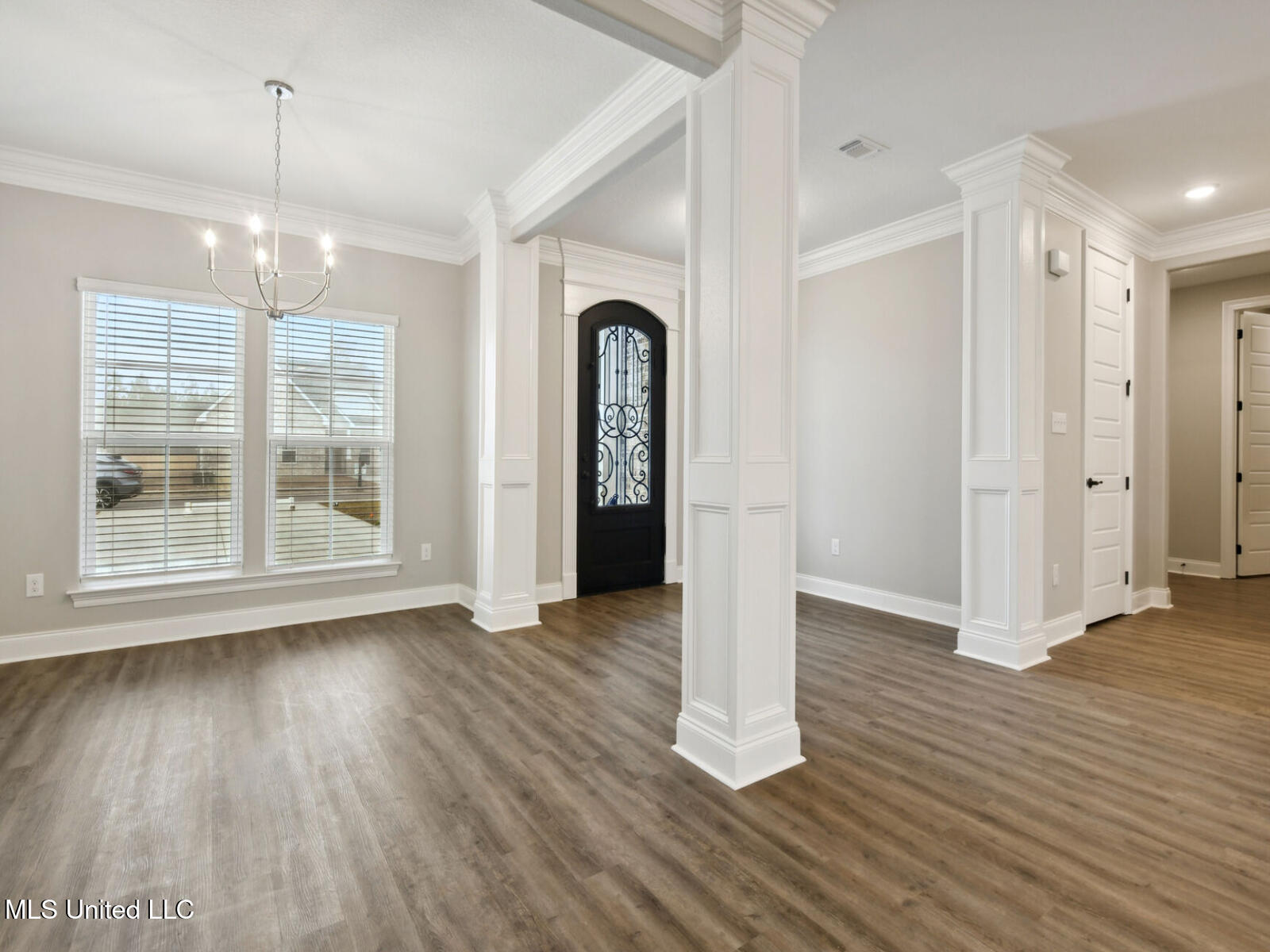 10606 Landon Mdws Drive Property Photo 6