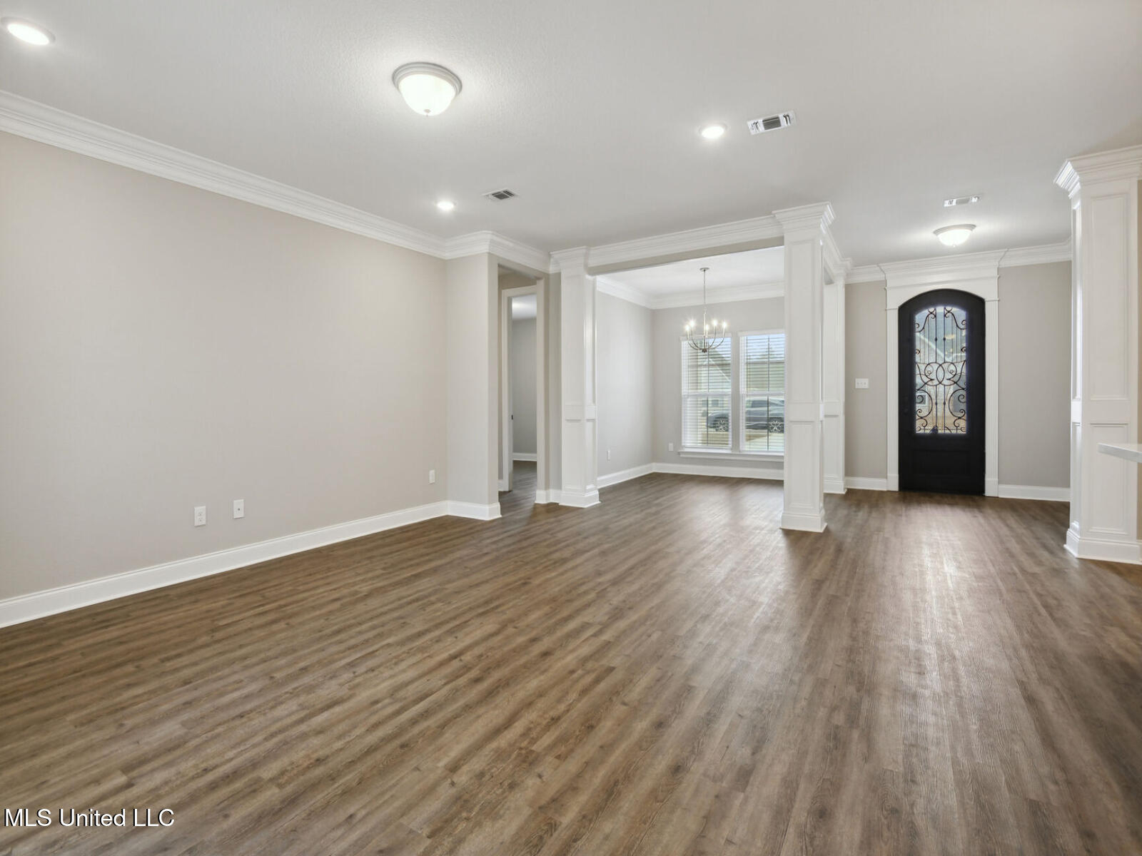 10606 Landon Mdws Drive Property Photo 8