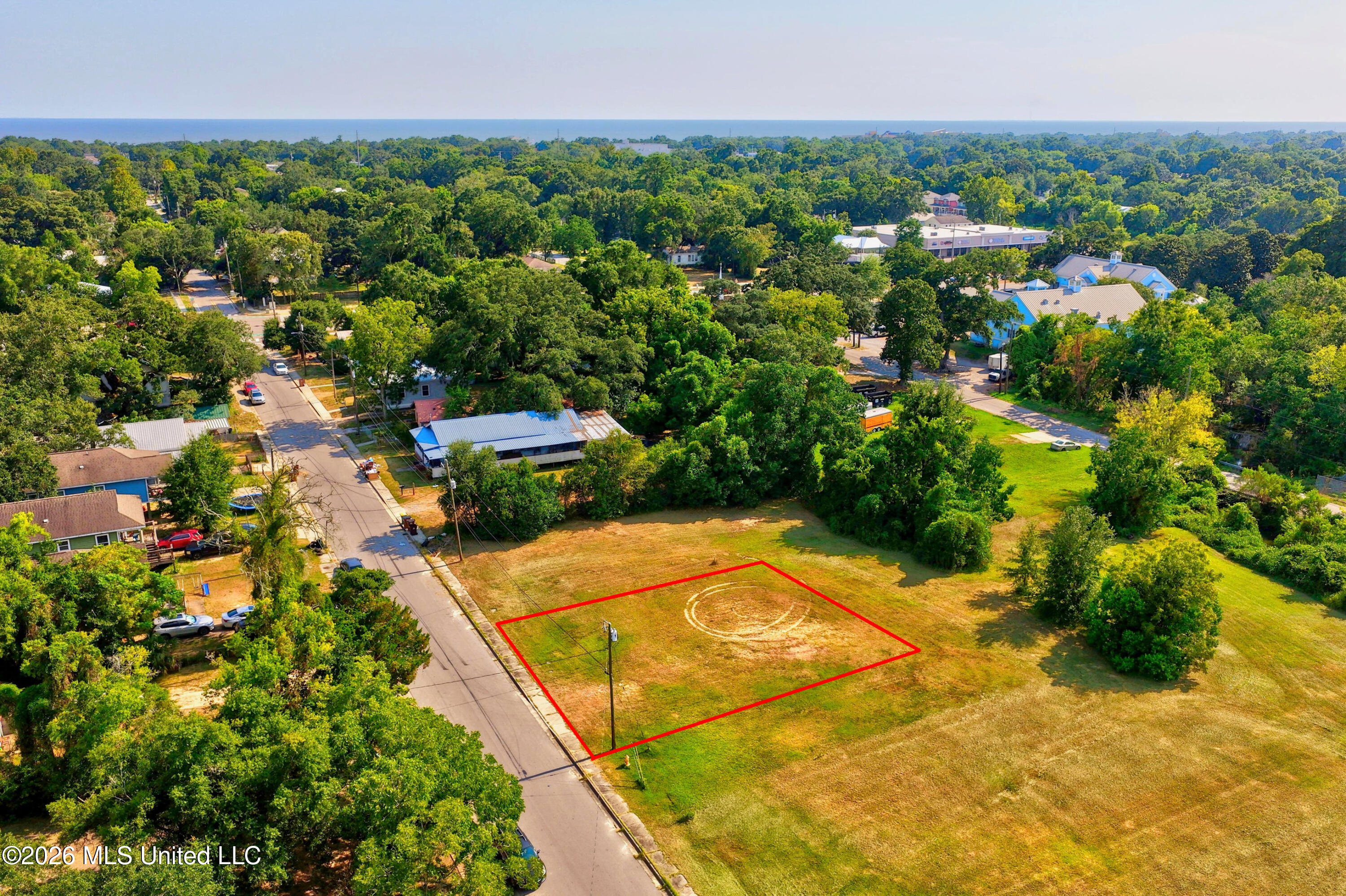 506 Seal Avenue Property Photo 4