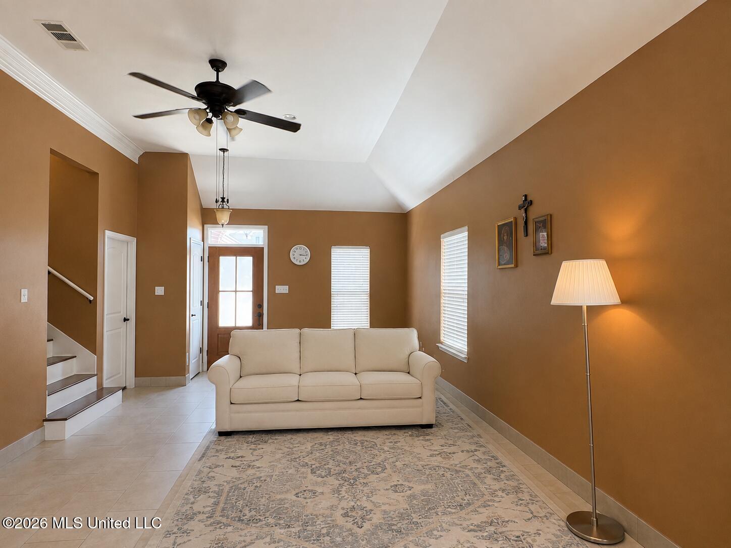 17063 Palm Ridge Drive Property Photo 2