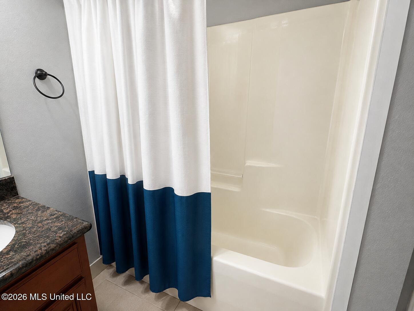 17063 Palm Ridge Drive Property Photo 7
