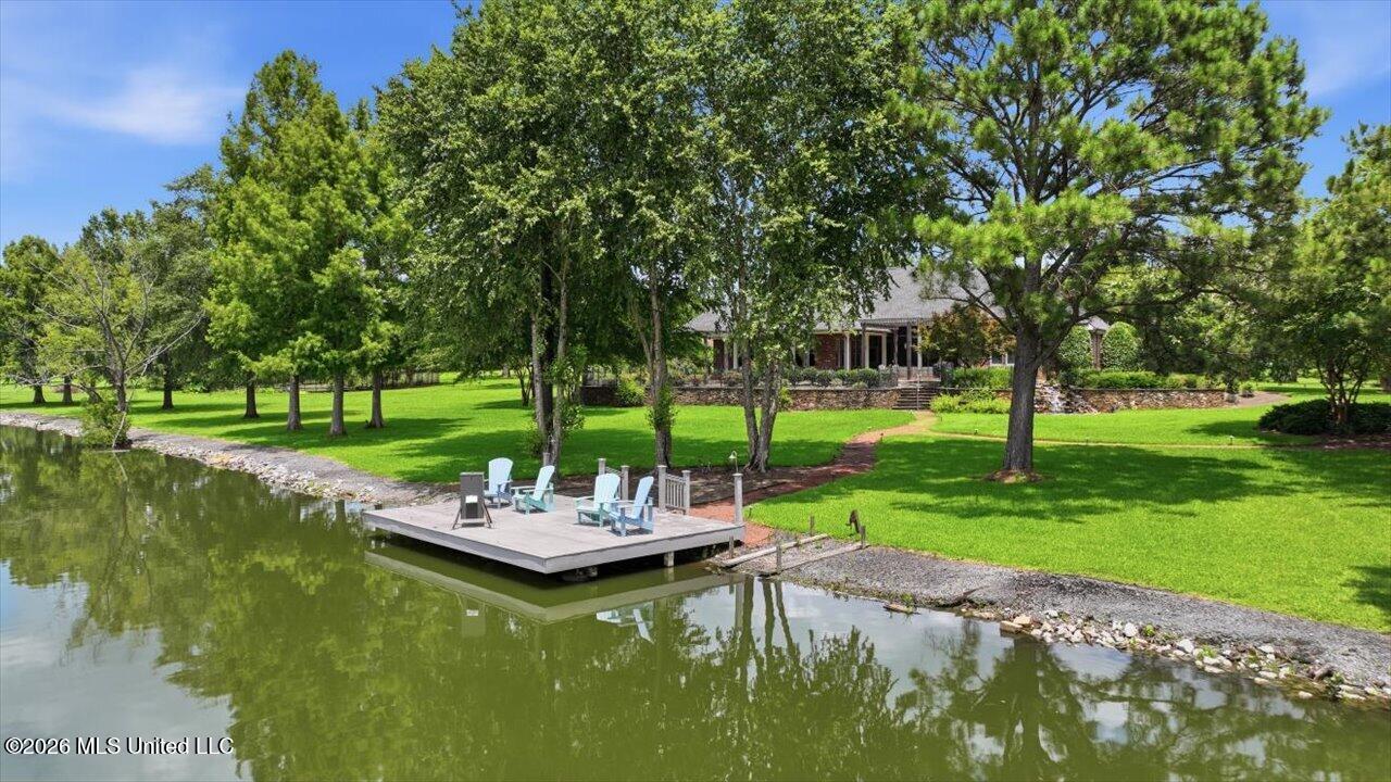 134 Lake Hill Drive Property Photo 3