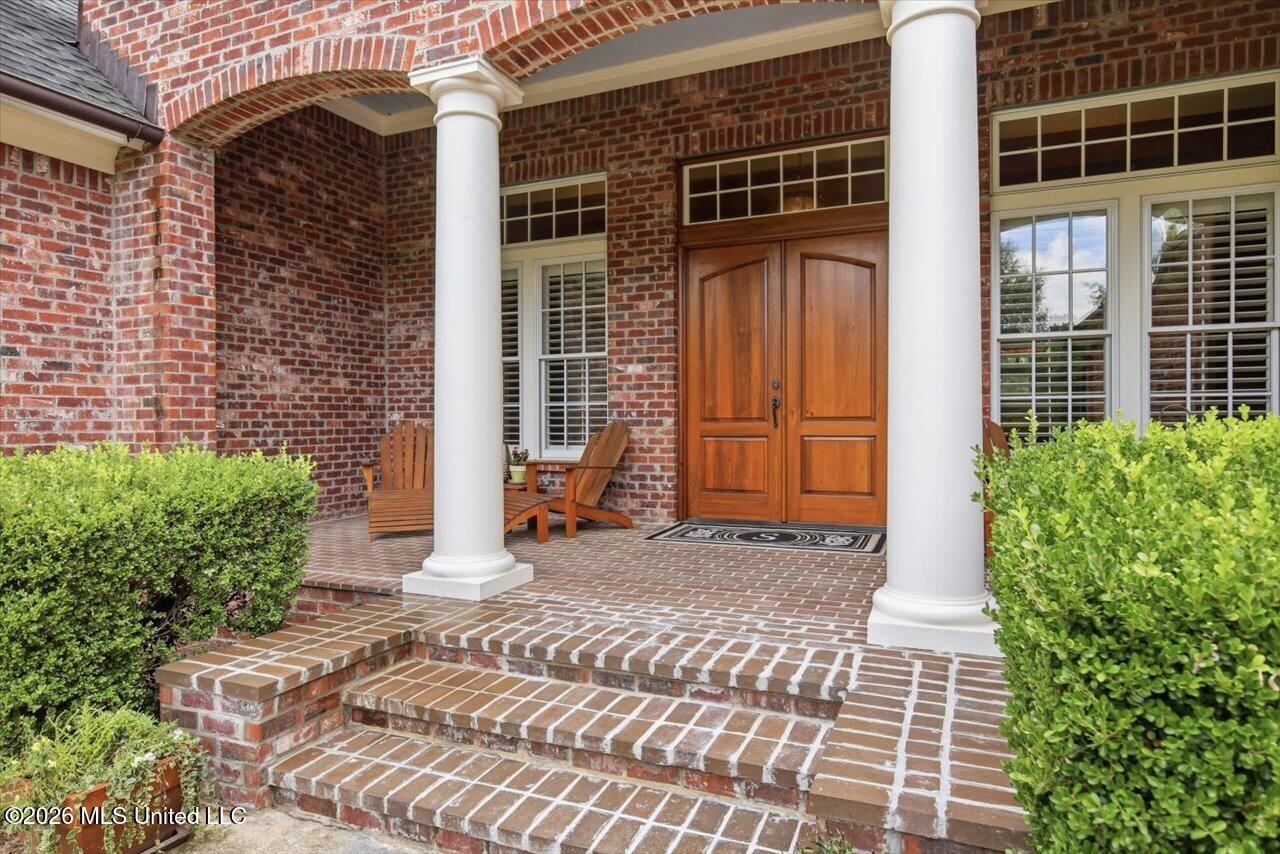 134 Lake Hill Drive Property Photo 4